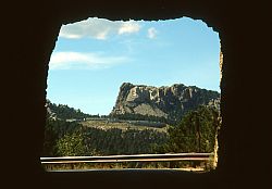 RushmoreTunnel - Tunnel view on Mt Rushmore, South Dakota
[ Click to go to the page where that image comes from ]