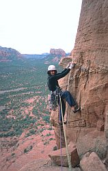 MaceTraverse - Traverse on the 3rd pitch of the Mace, Arizona
[ Click to go to the page where that image comes from ]