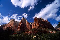 ZionSpearhead - Spearhead and other Zion summits. Zion, Utah, 2003
[ Click to go to the page where that image comes from ]