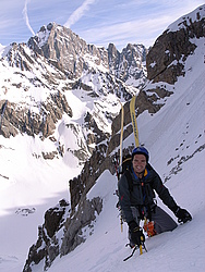 20060515_0011503_CouloirBrecheGlacierNoir - Going up the 'Couloir de la Breche du Glacier Noir', Oisans.
[ Click to go to the page where that image comes from ]
