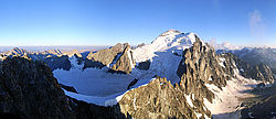 20060710-20-RocheFaurio360-Pano - Afternoon view of Barre des Ecrins from the summit of Roche Faurio, Oisans.
