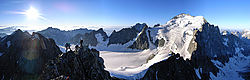 20060711-07-RocheFaurioPano - Party reaching the summit of Roche Faurio at 7am, with Barre des Ecrins in the background, Oisans.
[ Click to go to the page where that image comes from ]