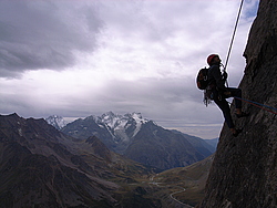 20060902-150421-RappelMeije - Rappelling down the Meije, Oisans.
[ Click to go to the page where that image comes from ]