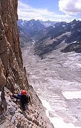 20060906-1430-ReineNuitVPano_ - West face of La Meije.
[ Click to go to the page where that image comes from ]