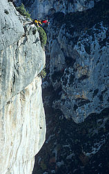 DualBaseJumpVerdon - Dual base jump in the Verdon.