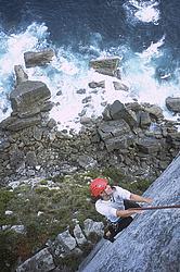 LightHouseCrack2 - Jamming the Lighthouse crack, Point Perpendicular, OZ.
[ Click to go to the page where that image comes from ]