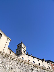 20061024-164858_Collegiale - The Collegiale churh in old-town Briançon, seen in low-angle shot above the fortress walls.