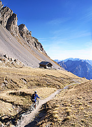 20061030-MaranuitVPano_ - Biking down next to the Maranuit huts.
[ Click to go to the page where that image comes from ]