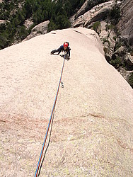 20061107-142357-ElephantSlab - Pure slab climbing on the Elephant's back, Bavella.