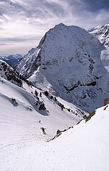 20070304-SkiDownVPano_ - Skiing down towards the Baisse pass and the Grand Armet.
[ Click to go to the page where that image comes from ]