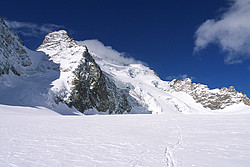 20070507-092828_EcrinsNorthFace - The impressive north side of the Ecrins as seen from the Glacier Blanc. The Dome is visible while the true summit itself is hidden in the clouds.
[ Click to go to the page where that image comes from ]