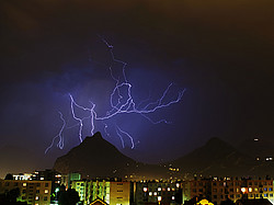 20070524_220731_LightningGrenoble_ - Most of the strikes during the thunderstorm hit the Neron, the mountain on the left which dominates Grenoble by its proximity.
[ Click to go to the page where that image comes from ]