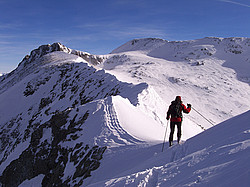 20080205_111254_TailleferTraverse - On the Petit Taillefer summit ridge.
[ Click to go to the page where that image comes from ]