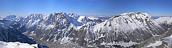 20080215_114255_TailleferRangePano_ - The Taillefer range, seen from the Grand Renaud: the Grand Armet on the left and the Taillefer itself on the right, with the Ornon pass underneath.
[ Click to go to the page where that image comes from ]