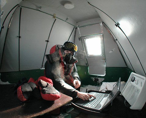 [CR23_Inside2W.jpg]
Downloading CR23 data from inside the cramped and cold shelter at its base.