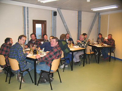 [FirstConcordiaDinner.jpg]
Our first dinner at Concordia.