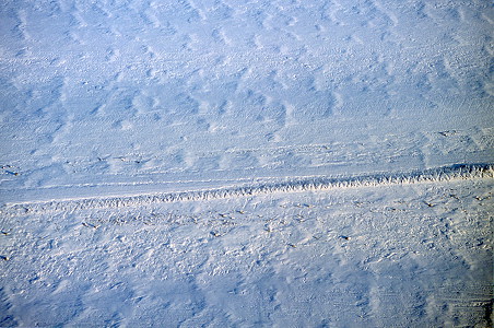 [GlacierMoraineRidge.jpg]
Central moraine visible from above on a glacier.