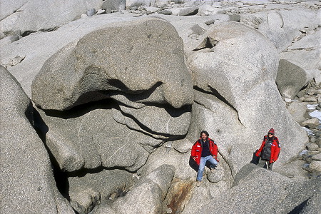 [BTN-BoulderField1.jpg]
Smooth boulders near Terra Nova.