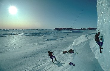 [GlacierClimb.jpg]
Top-roping on the Astrolabe glacier.