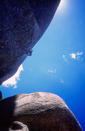 [GraniteSteepRoundBoulder.jpg]
Steep granite at Mt Buffalo.