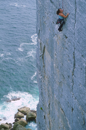 [PP_LightHouseNorthernExposure22c.jpg]
The excellent Northern Exposure (22) below the lighthouse.