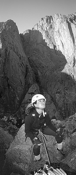 [Base_VPano.jpg]
This vertical panorama is one of my very first HDR images, and the belay of the 2nd pitch of my favorite climb ever: the Scenic Cruise in the impressive Black Canyon of Gunnison.