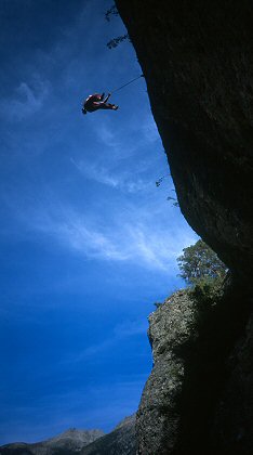 [FallingClimber.jpg]
Falling sport climber.