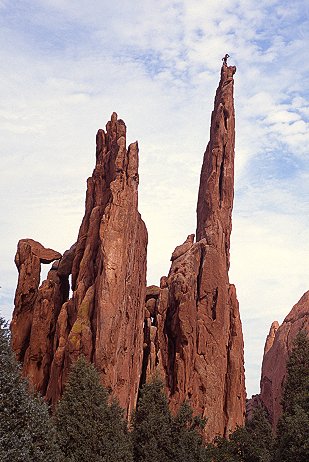 [GotGMontezuma.jpg]
Jenny on the summit of Montezuma's spire