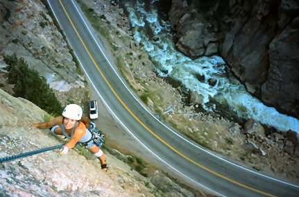 [NarrowsFace.jpg]
Then a more technical 5.10 route with bolts only halfway up to whet the stomach. And all this right after work, I like long summer days...