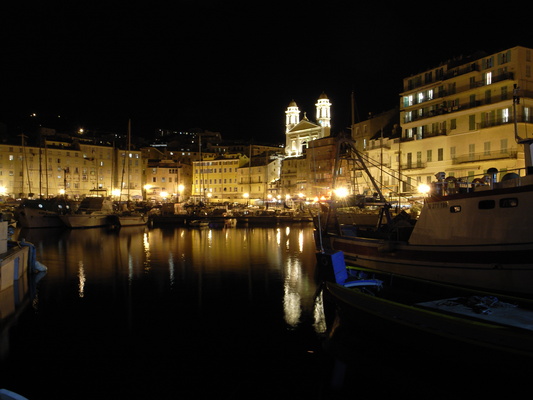[20061113-204104-BastiaHarbor.jpg]
The harbor of Bastia in the evening, after an excellent dinner in a nationalist restaurant in the narrow backstreet.
