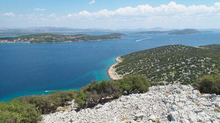 [20210720_121432_Croatia.jpg]
A view of the Šibenik archipelago from the top of Otok Tijat.