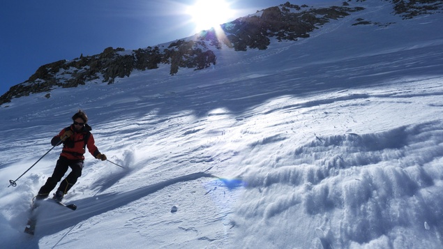 [20110326_134658_GrandeRuine.jpg]
Skiing below the summit in crusty snow.