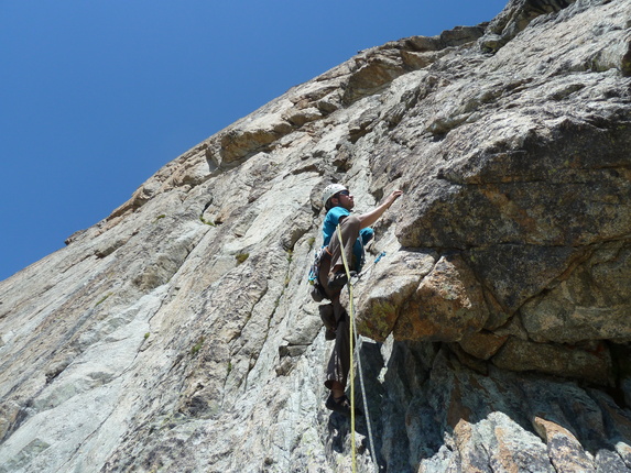 [20120814_123348_Dibona_GuillaumeByTonino.jpg]
A year later and back again on Passage Obligatoire. Starting the route at midday with the closest party already on the 4th pitch and us being 3 people on the same rope, I thought we would be alone...