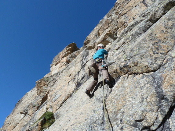 [20120815_095328_Dibona_GuillaumeByTonino.jpg]
Next day on the much harder 'Martine is on the Rocks', back after more than 2 decades I didn't remember it being so hard the first time around.