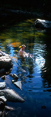 [FrankBathing.jpg]
Frank polluting the river during the next day descent.