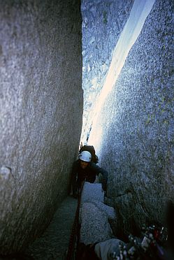 [HalfDomeChimney.jpg]
Jenny in an 'interesting' chimney.