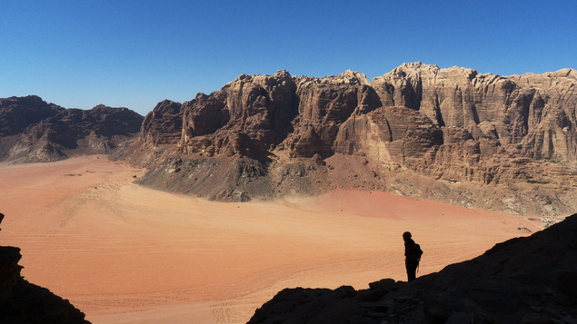 [20111101_103642_HikersRd.jpg]
A view at the southern Jebel Rum from halfway up Hiker's Rd.