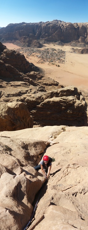 [20111102_125247_TheBeautyVPano_.jpg]
After the final pitch, we did an additional heinously sandy pitch to get to the summit. And we could have just walked around it...