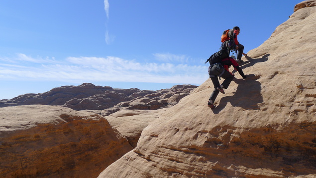 [20111109_113642_WisdomPillarSummit.jpg]
After the end of the route, some steep hiking still necessary to join Hammad's route.