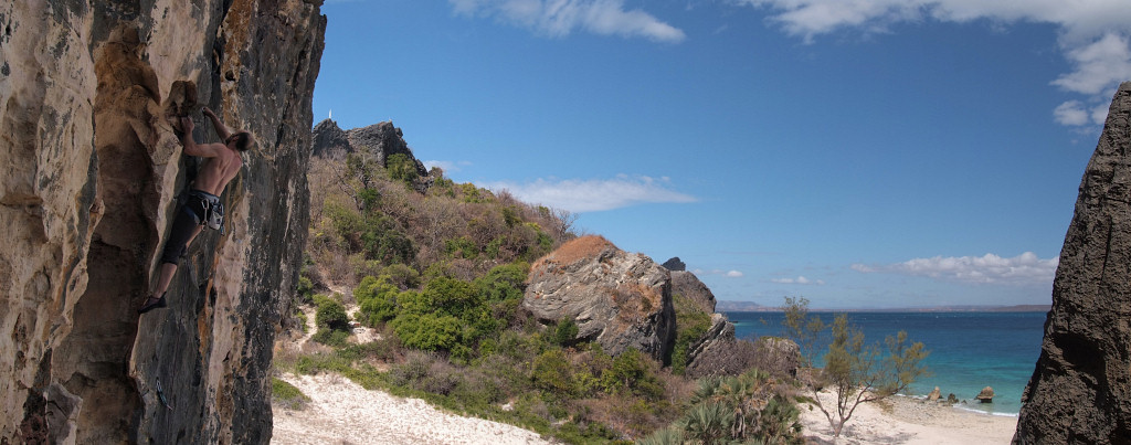 [20081005_140831_NosyHaraClimbingPano_.jpg]
Alex on his first route 'Vogue la galere' (6a+).