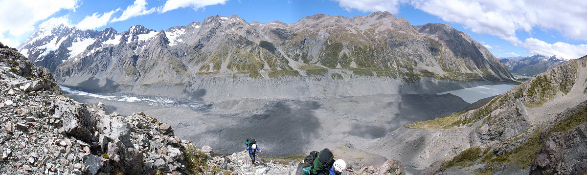 [20051226_CoplandRidge_Pano.jpg]
Panorama of Mt Cook and the Hooker glacier, as seen from the Copland ridge.