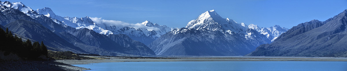 [MtCookPano.jpg]
Several panoramas of Mt Cook from lake Pukaki. Mt Cook is the main summit in the middle, with the West ridge clearly visible on the left and the East ridge on the right.
