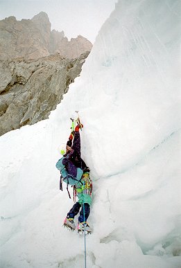 [BergSchrund.jpg]
Me on the schrund of the Y-couloir, aiguille d'Argentière, my first mountain climb ever.
