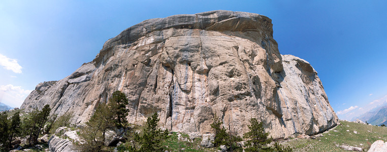 [20070428-Natilik-Pano_.jpg]
Immersive view of the cliff near Natilik which is the crack just right of the rightmost tree. It follows the crack system up to the roof, traverses underneath to the left, then ramps back to the right and exits on the summit slab.