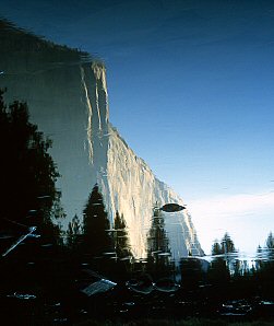 [ElCapitanMorningOverLap.jpg]
El Capitan reflected in the Merced River (Javascript animation, pass the mouse over the image)