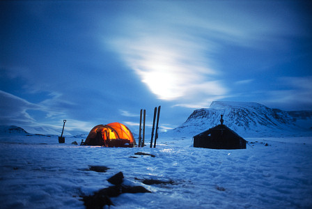 [NightCampSarek.jpg]
Full moon on our tent on the last calm night.