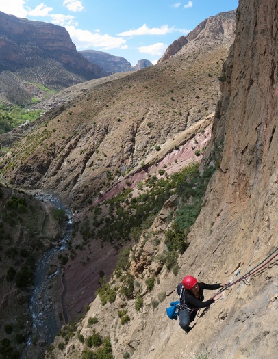 A recent vertical panorama from the page Taghia. Click to see the page.