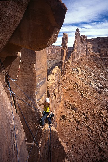[Moses_Belay2.jpg]
Jenny on the second belay up the Primrose Dihedral.