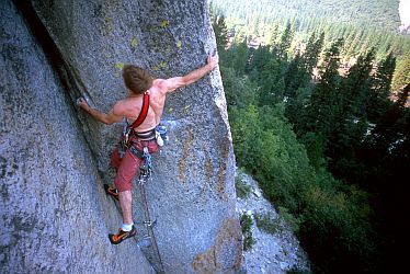 [FrankHard1.jpg]
Frank, a Chamonix Guide in action (5.11c) on Middle Cathedral.