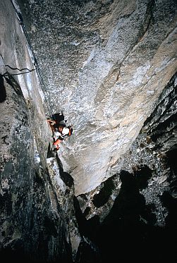 [MoratoriumJenny.jpg]
Jenny on the dihedral of the Moratorium, pitch 1.